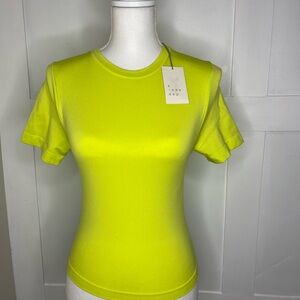 Neon yellow 96% nailon 4% spandex t-shirt